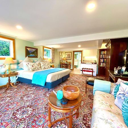 Ah House City B&B Nelson Bagian luar foto