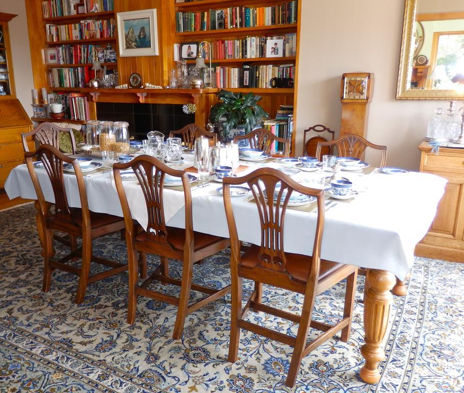 Ah House City B&B Nelson Bagian luar foto