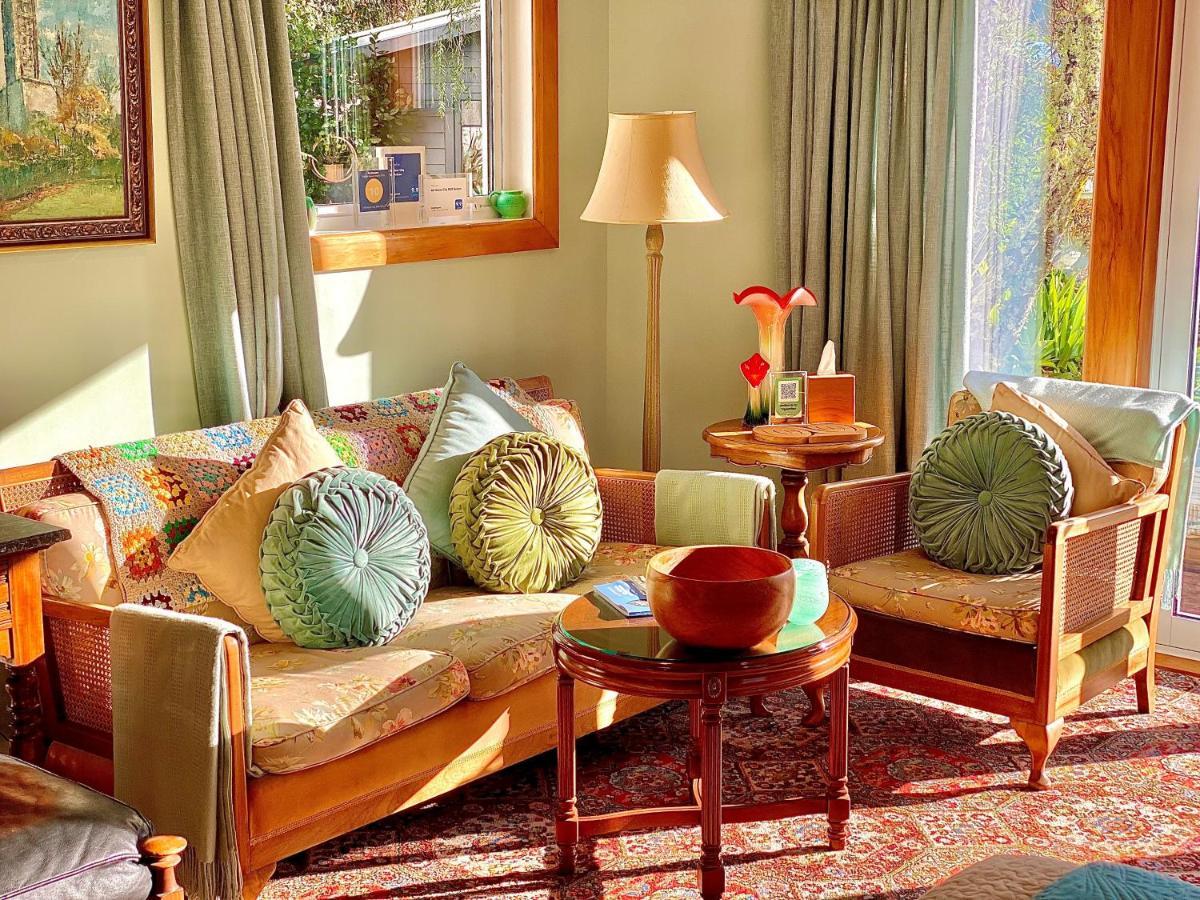 Ah House City B&B Nelson Bagian luar foto